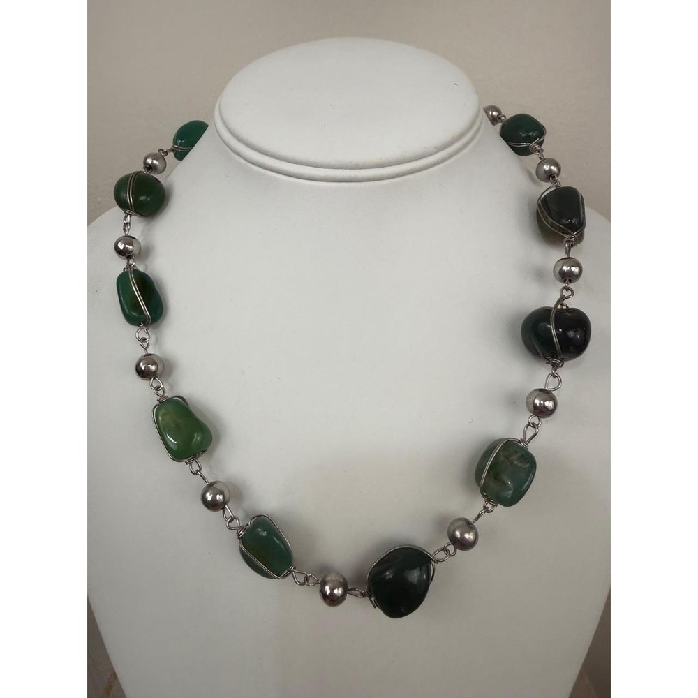 Boho‎ Earthy Green Stone Necklace Wire Wrapped Silver Tone Beaded Organic Design
